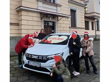 Nowy samochód dla cieszyńskiego Domu Dziecka