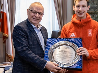 Srebrny medalista olimpijski już w domu