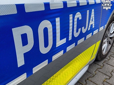 Nietrzeźwy kierowca koparki spowodował wypadek